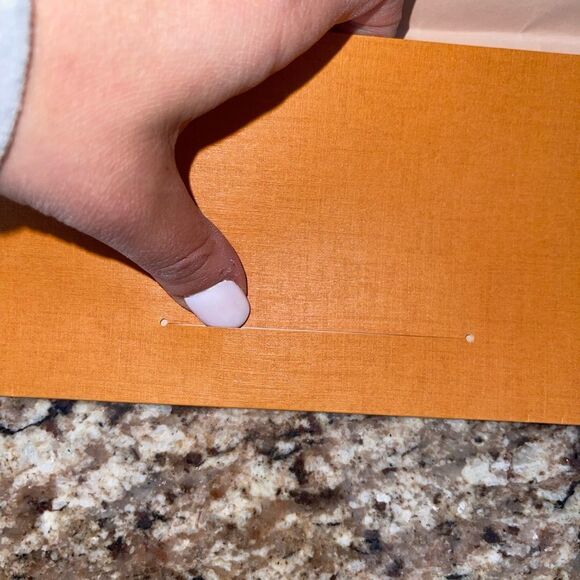 Louis Vuitton Receipt Holder Louis Vuitton Receipt Holder - Picture 4 of 8